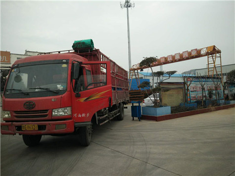 河南封丘的客戶在偉志模板定做的風(fēng)機模板