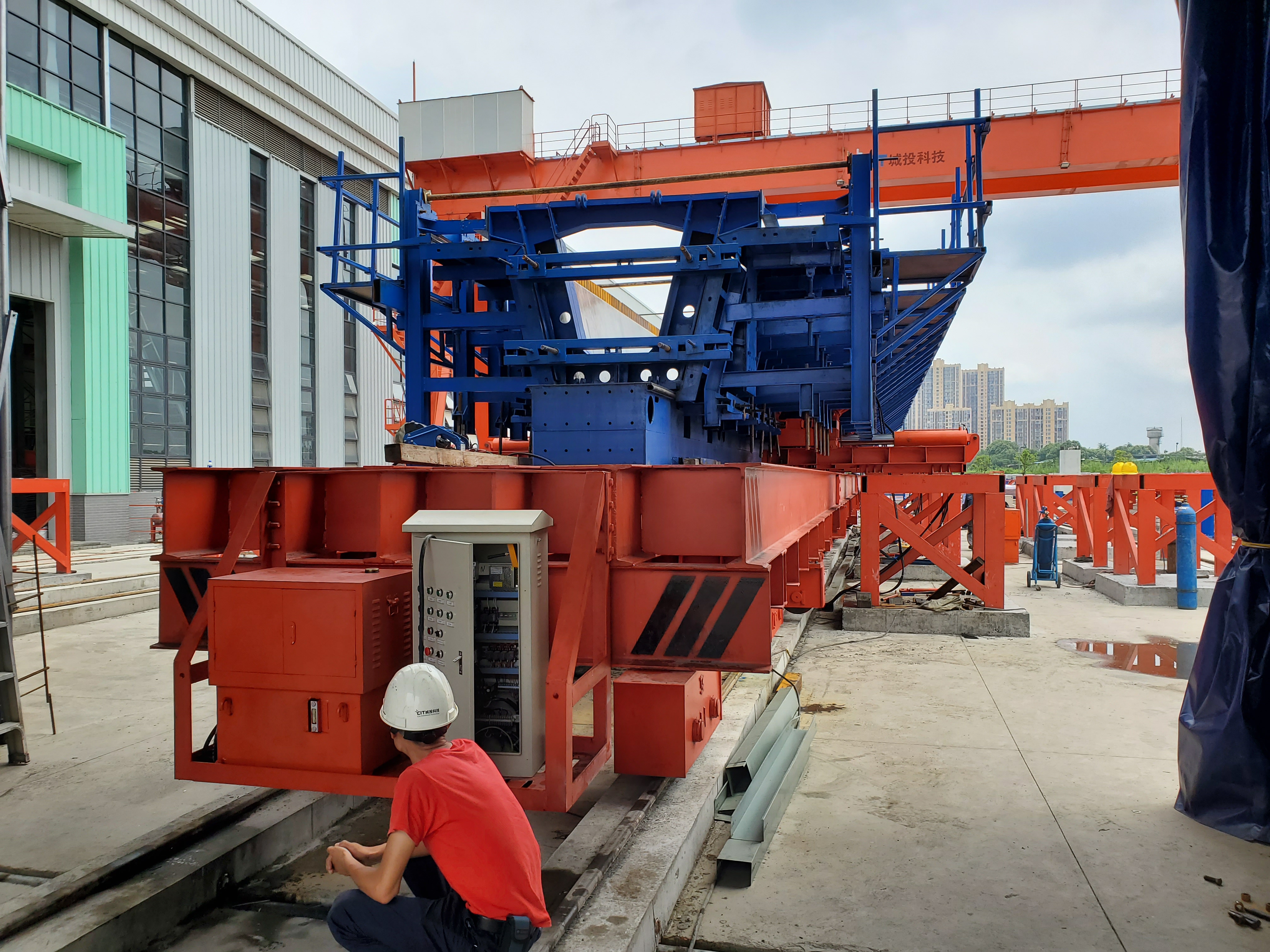 液壓箱梁鋼模板的優點